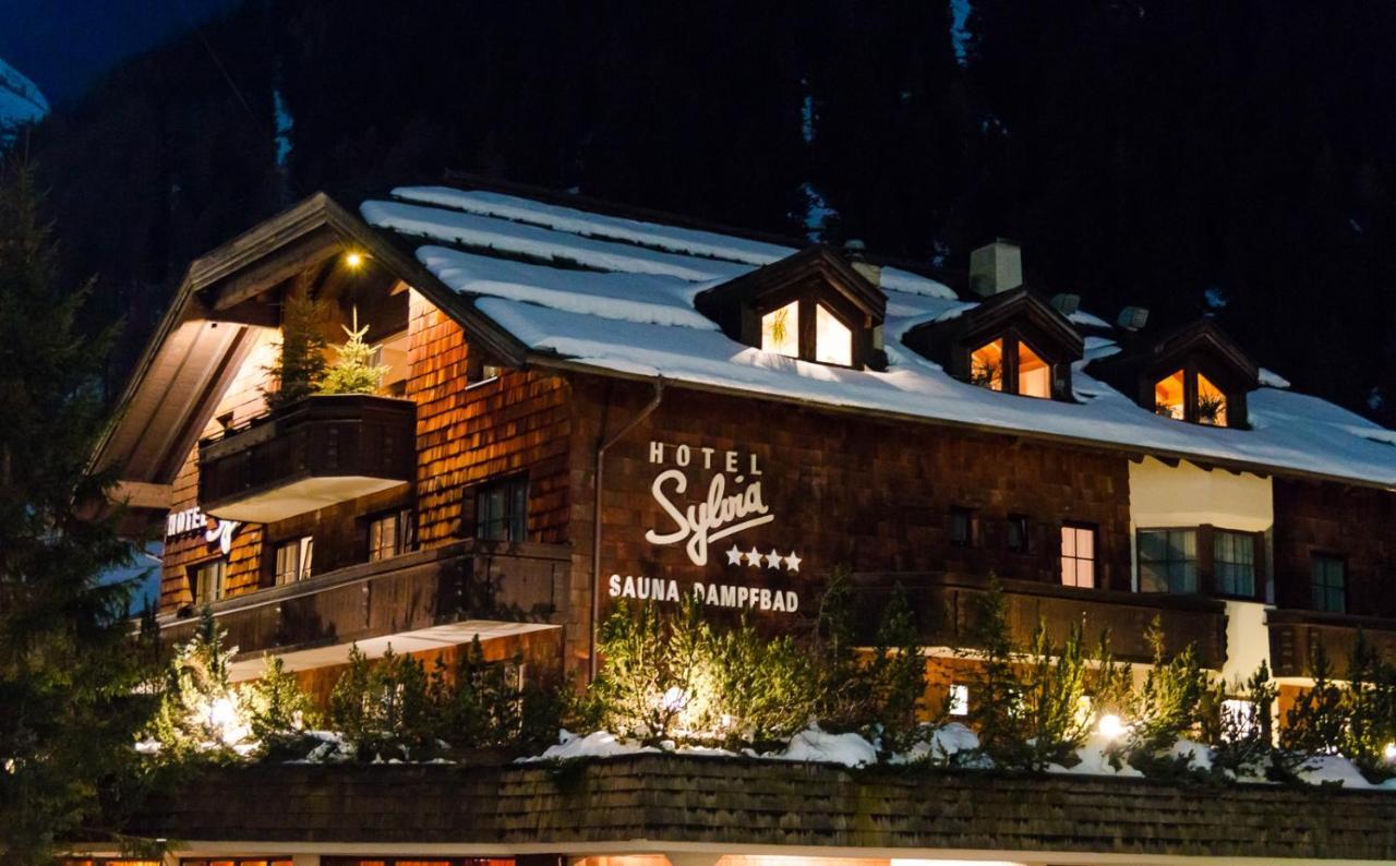 Pension Sylvia By Skinetworks Ischgl Bagian luar foto