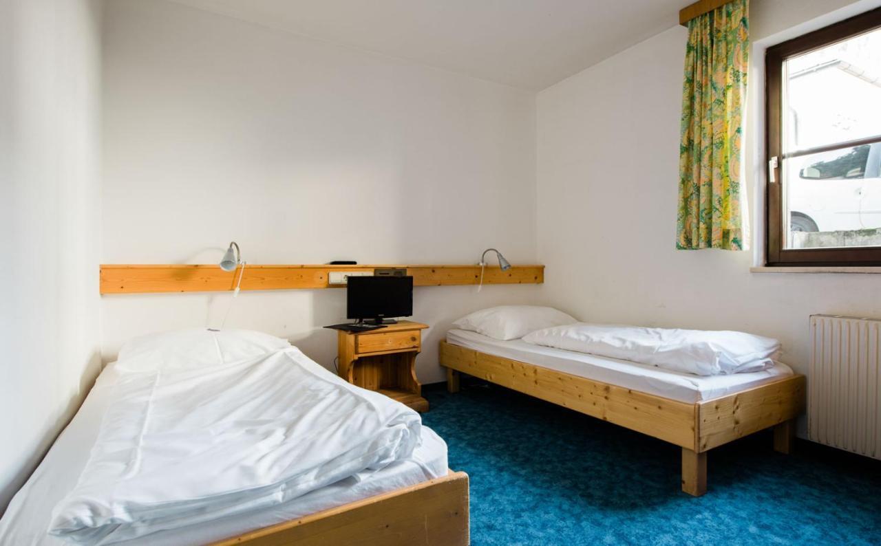 Pension Sylvia By Skinetworks Ischgl Bagian luar foto